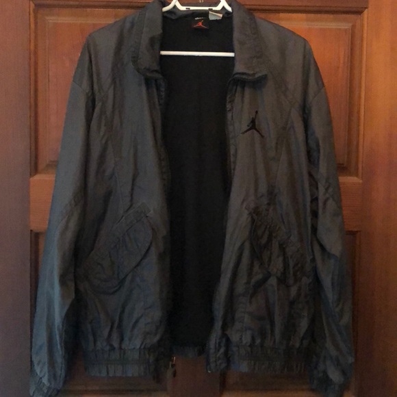 Men’s Medium Air Jordan Wind Breaker - Picture 2 of 5